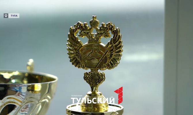Тулячка вошла в число лучших метателей ножей в России