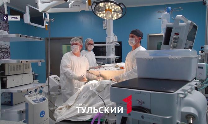 В Туле хирурги впервые удалили вилочковую железу без шрамов
