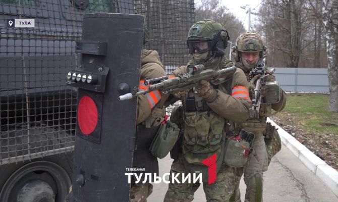 Сотрудники Росгвардии под Тулой развернули «пелену» и обезвредили взрывчатку