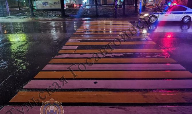 В Новомосковске на пешеходном переходе сбили 22-летнюю девушку