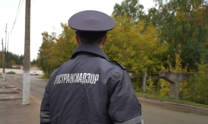 Без знания языка, медосмотра и лицензии: в Туле поймали нелегальных таксистов