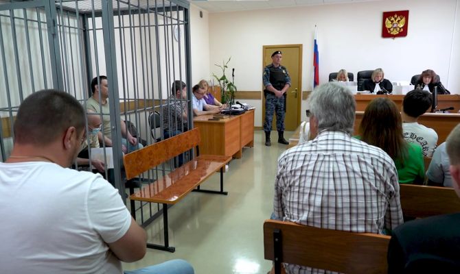 В Туле руководителей "Магазина быстрых кредитов" судят за помощь в обналичивании маткапитала