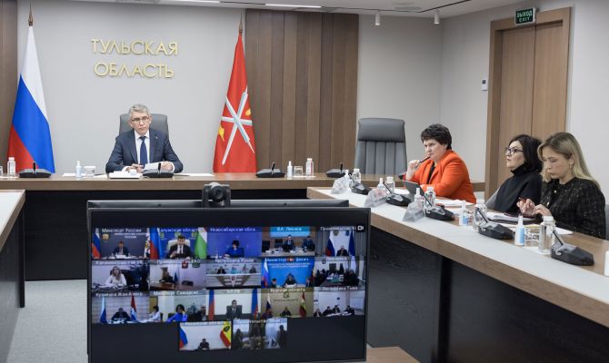 Дмитрий Миляев предложил создать условия для занятия спортом детей с 3-летнего возраста