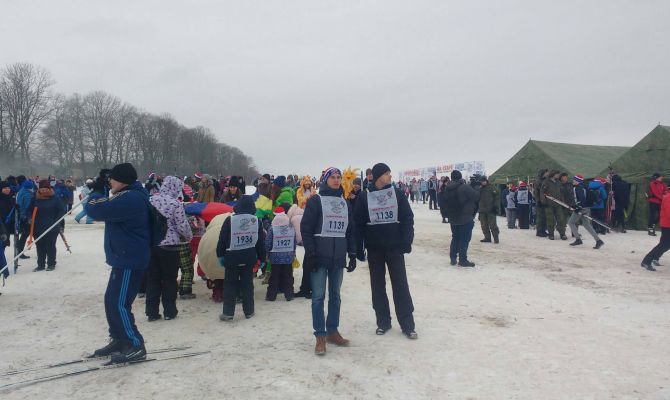На тульскую «Лыжню России» приехали Алексей Дюмин и министр спорта страны