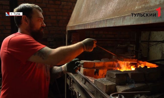 Как тульские кузнецы работают в XXI веке и для кого куют порой настоящие произведения искусства