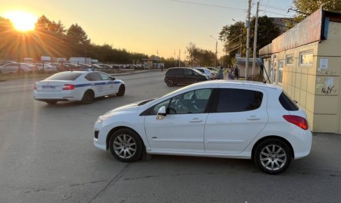 В Туле 15-летний велосипедист попал под колеса машины