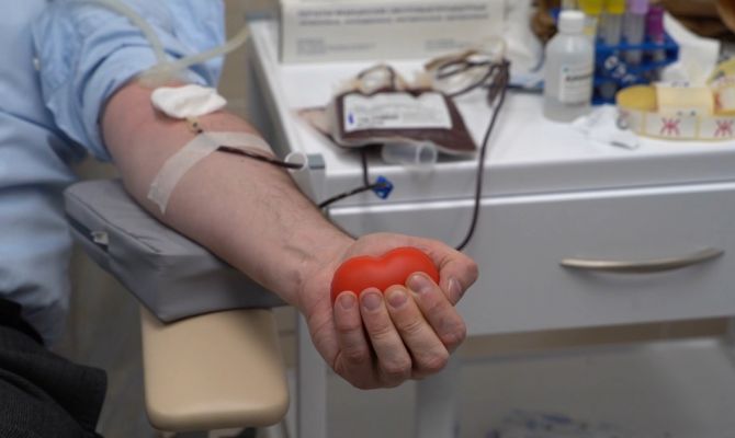 «Всегда рядом»: тульские студенты стали донорами в перерыве между парами