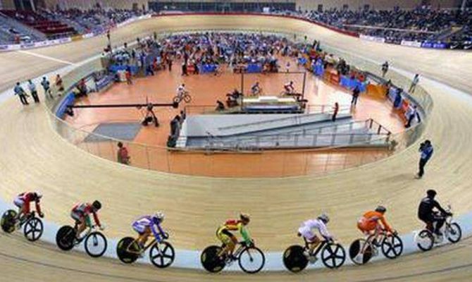 Туляки участвуют в II этапе Кубка Мира по велоспорту