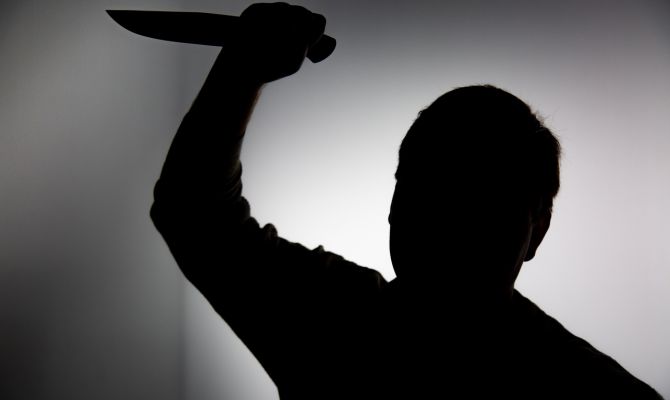 Житель Плавска пытался убить знакомого за оскорбление в свой адрес