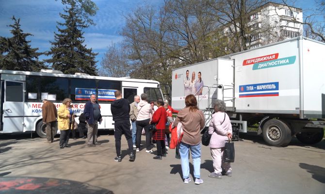 Прятались в подвалах и пили воду из батарей: жители Мариуполя рассказали о жизни до освобождения