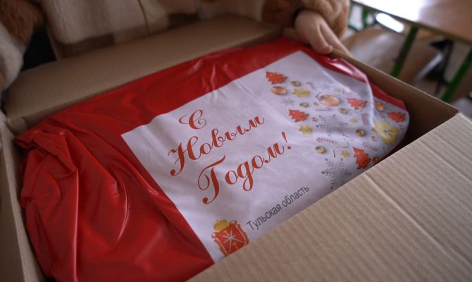 Волшебство из Тульской области: как Мариуполь готовят к Новому году