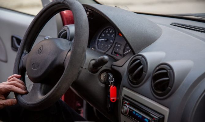 В Туле ищут владельца брошенного авто