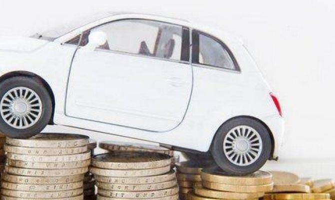 Почти 300 млрд с начала года потратили на новые машины россияне 