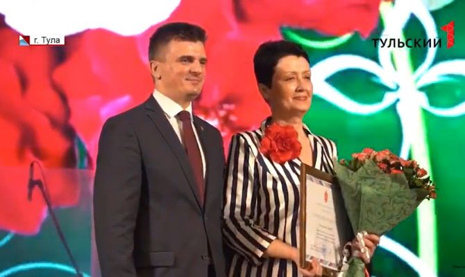 Сотрудницам «Туламашзавода» к празднику 8 Марта вручили награды и подарки