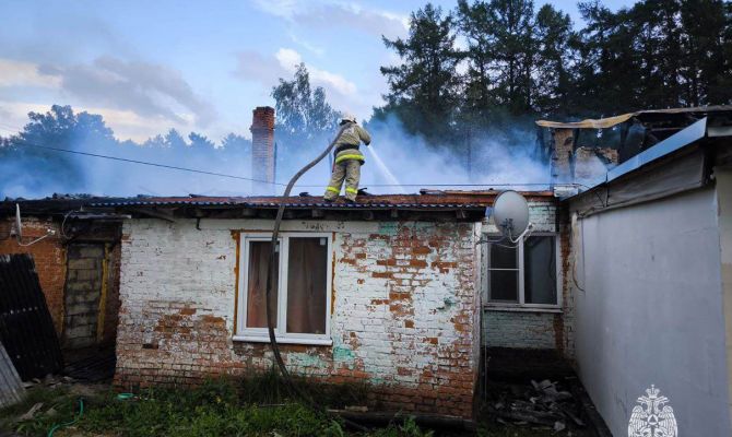 Сколько пожаров потушили в Тульской области за сутки