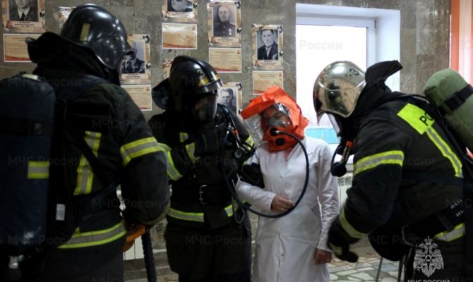 В Туле сотрудники МЧС «спасли» женщину в кардиодиспансере