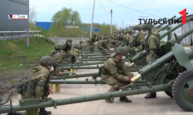 В Туле прошла репетиция салюта ко Дню Победы