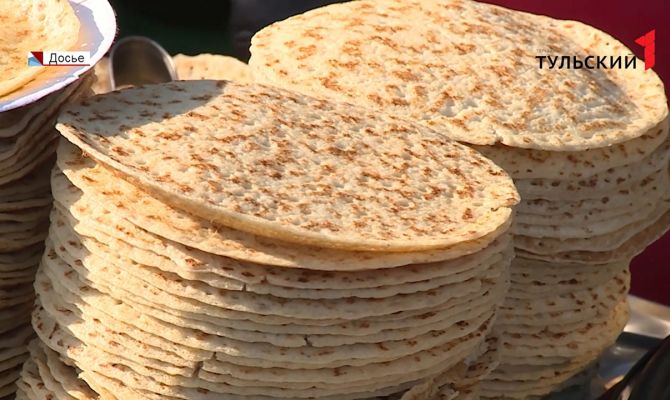 От гигантского сыра до необычных блинов: чем будут кормить туляков на широкую Масленицу