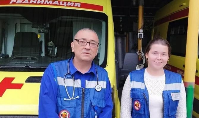 В Туле врачи скорой помощи провели мини-операцию и спасли жизнь пенсионеру