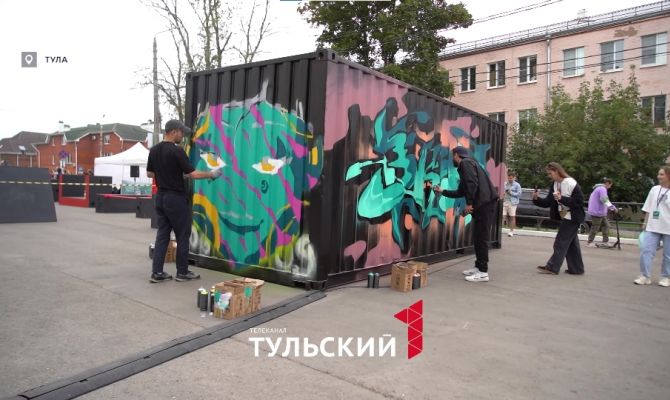 Обновленный ДКЖ в Туле на день стал площадкой для паркура и брейк-данса