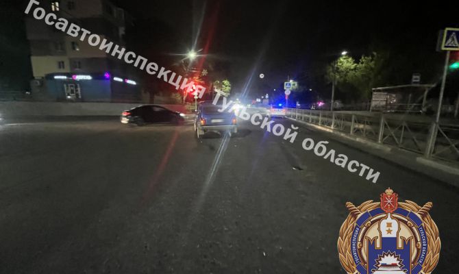 На улице Металлургов в Туле водитель на «Ладе» сбил 27-летнюю девушку