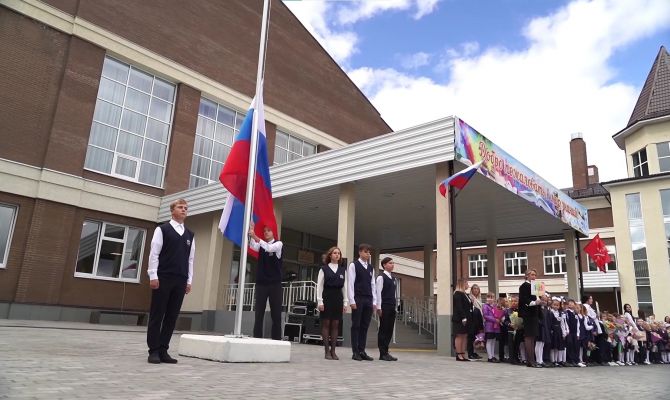 Новые учебники и меры безопасности: какие изменения ждут тульских школьников в учебном году