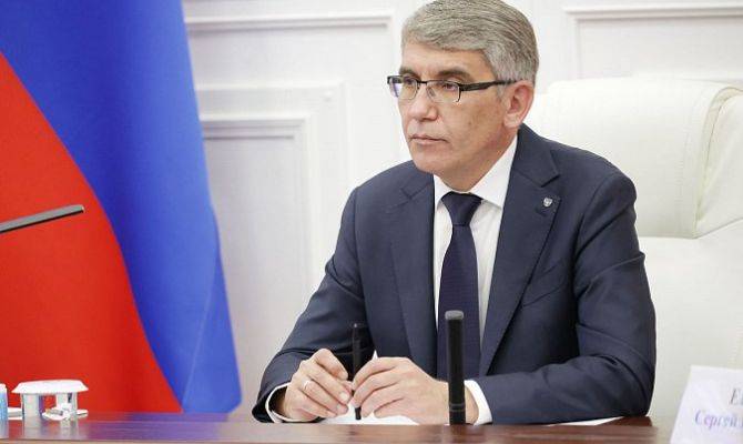 Дмитрий Миляев поздравил туляков с Днём флага России