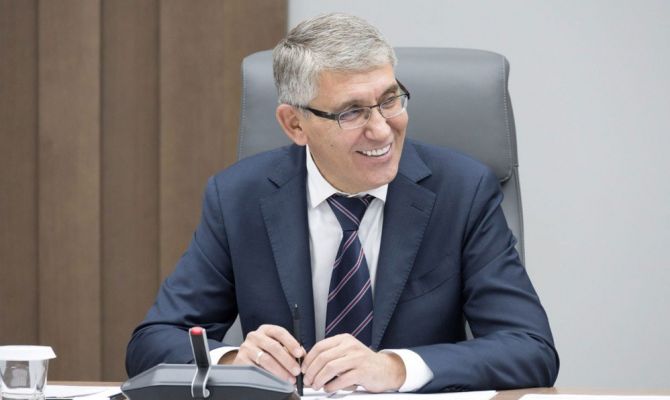 Дмитрий Миляев поздравил преподавателей высшей школы