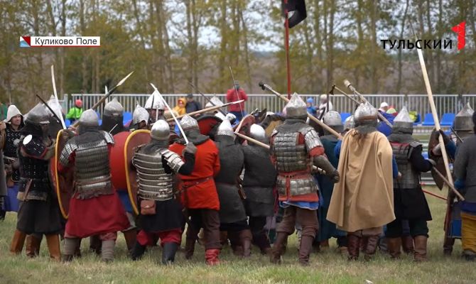 В Тульской области 641-летие Куликовской битвы отметили под звон мечей и цокот копыт