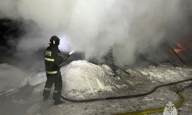 Женщина пострадала при пожаре в частном доме под Веневом