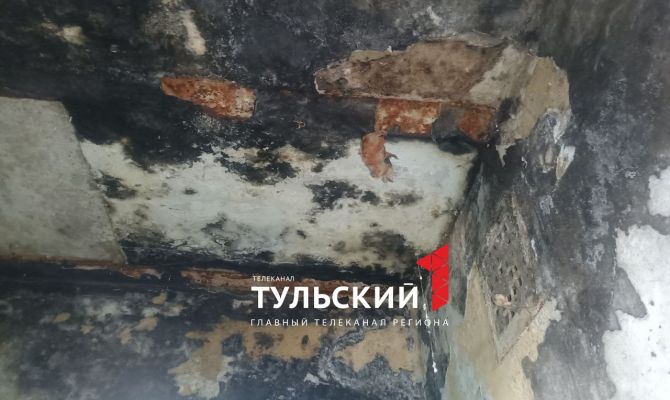 В тульской девятиэтажке насквозь промокли три верхних этажа