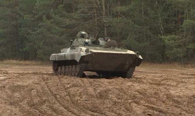 «Письма читаем всем взводом»: мобилизованный туляк передал землякам привет из Беларуси