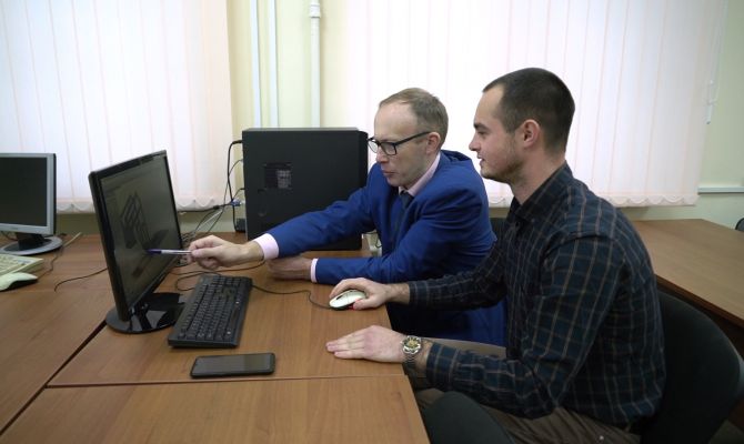 Тульские студенты конструируют электробус с подъемником для инвалидного кресла