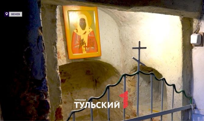 В Тульской области сохранился средневековый храм с камерой для политзаключенных