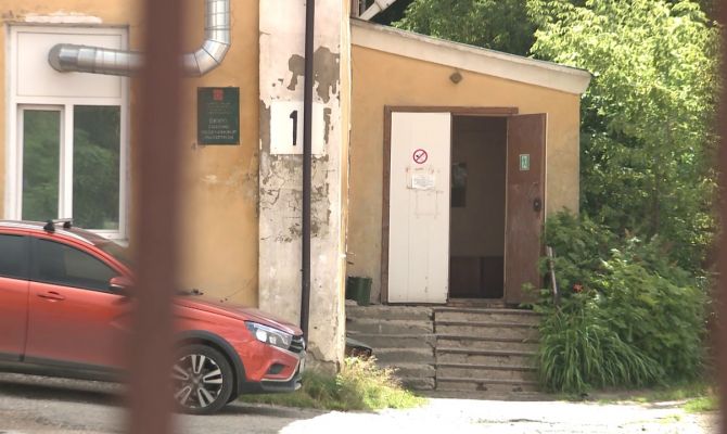 В Ефремове заведующий Бюро судмедэкспертизы занимался на рабочем месте коммерческой деятельностью