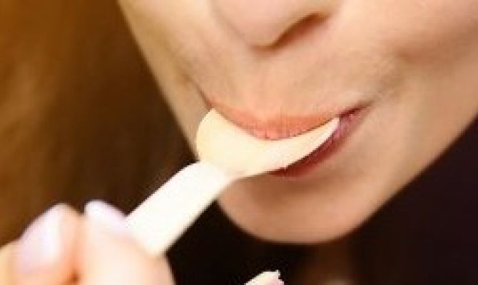 Диетологи рассказали о самом полезном десерте