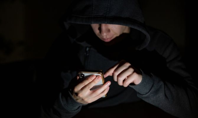 Тульская полиция составила портрет мошенников и рассказала реальные истории преступлений