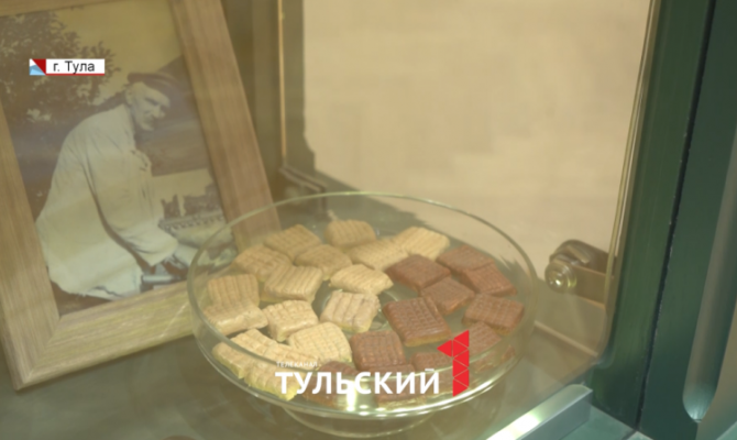 Чай по цене 4 банок черной икры: что подавали в любимой кофейне Толстых в Туле