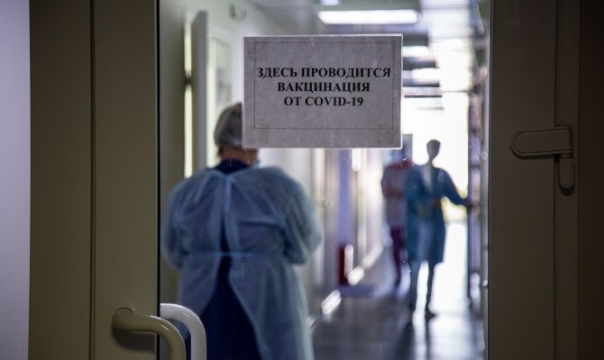 Первый – пошел: в Тульской области официально стартовала вакцинация от коронавируса