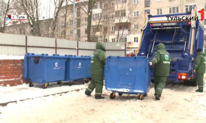 Туляки нашли новый способ выбрасывать мусор: прямо с балкона