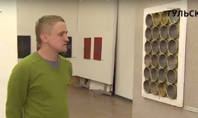 Не мусор, а искусство. Открылась выставка тульского художника