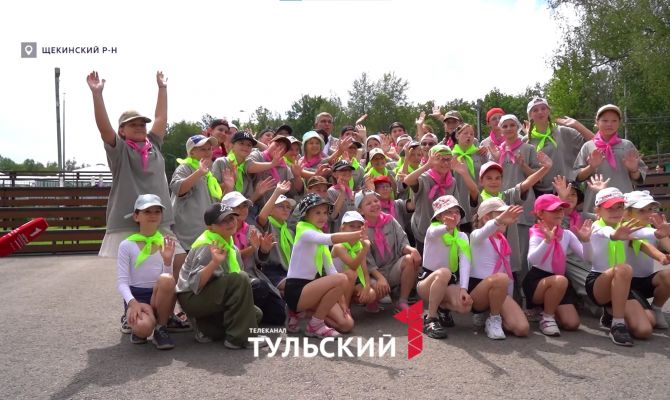 Дмитрий Миляев проверил условия отдыха в обновленном лагере имени Саши Чекалина