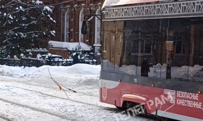 Из-за обрыва проводов в Туле приостановлено движение трамваев
