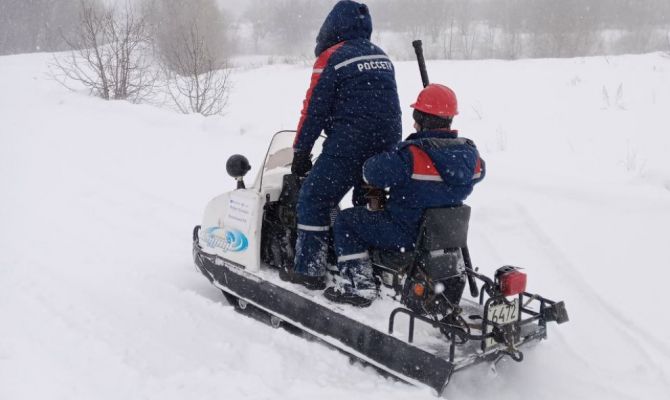 Энергетики «Россети Центр и Приволжье» добрались до абонента на снегоходе
