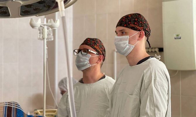 Врачи в Туле научились удалять камни из почек через один небольшой прокол