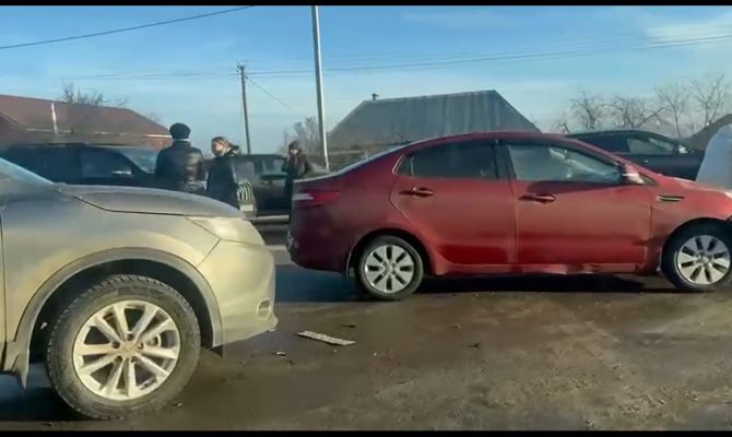 Под Тулой сразу 7 автомобилей устроили массовое ДТП
