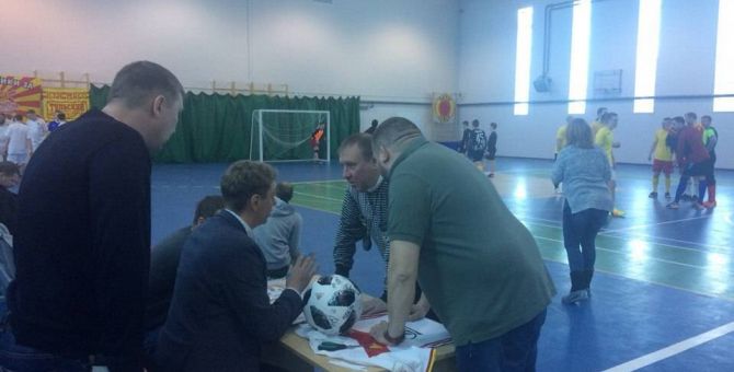 Болельщики тульского «Арсенала» сыграли в мини-футбол