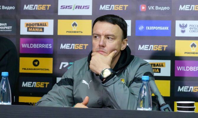 "Предложение есть": главный тренер "Арсенала" Александр Сторожук рассказал о своем будущем