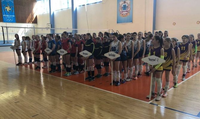 Туляки приняли участие в турнире по волейболу памяти Волковой Галины