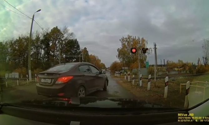 «Наглый и, видимо, бессмертный»: в Донском поймали очередного автохама 